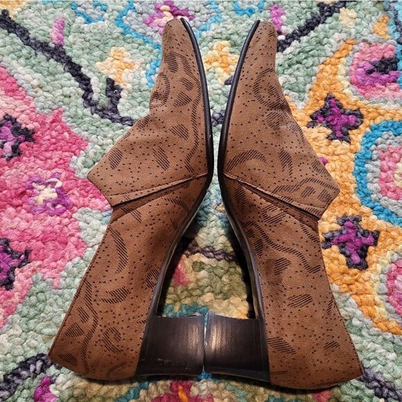 Paul Green Munchen Tooled Leather Block Heel Mules Austrian Made 7.5 - Picture 7 of 8